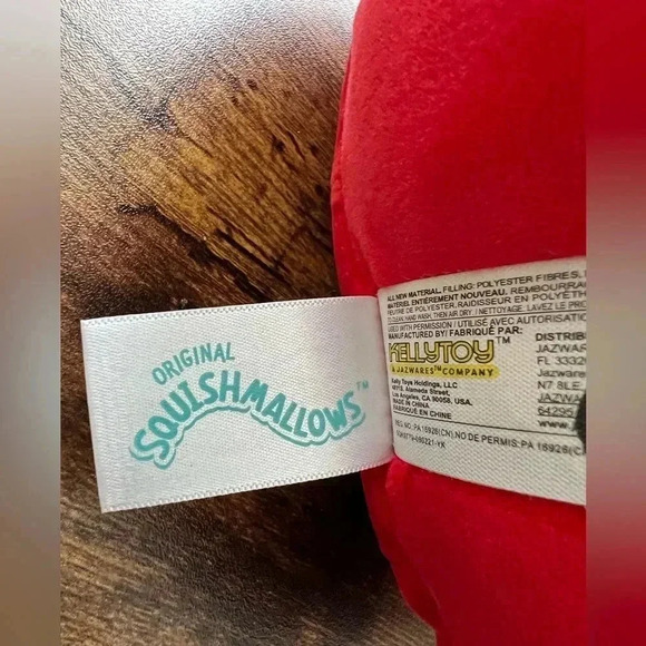 Disney | Kellytoy Squishmallow Santa Mickey. Mouse - Picture 7 of 11